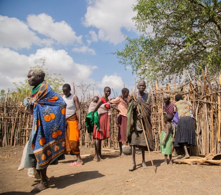 肯亞咖啡完全指南：AA、AB、PB 分級制度與產區風味深度解析